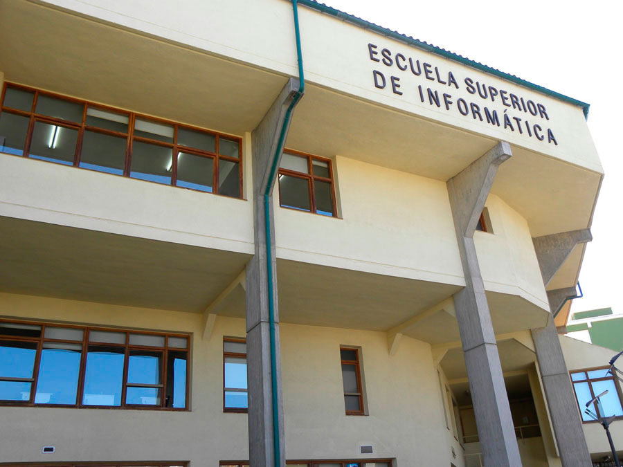 Escuela Superior de Ingeniería Informática de Ciudad Real